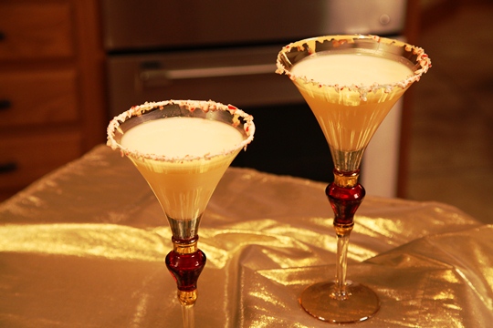Shake It Up With Dove Chocolate Discoveries White Chocolate Mint Martini Mix