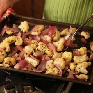Roasted Cauliflower with Red Onions